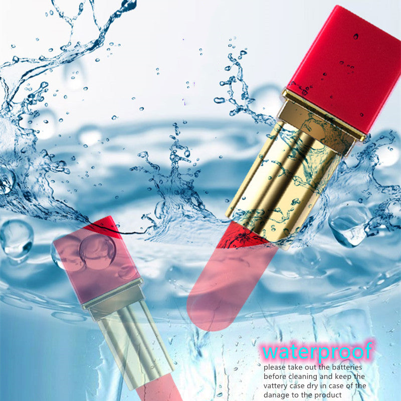 VELVET LIPS™